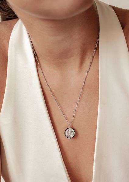 Hey Happiness Kette mit Anhänger Sternzeichen günstig online kaufen