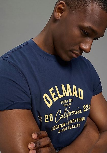DELMAO Rundhalsshirt Neue Kollektion! normale Passform, kurzarm, bedruckt, günstig online kaufen