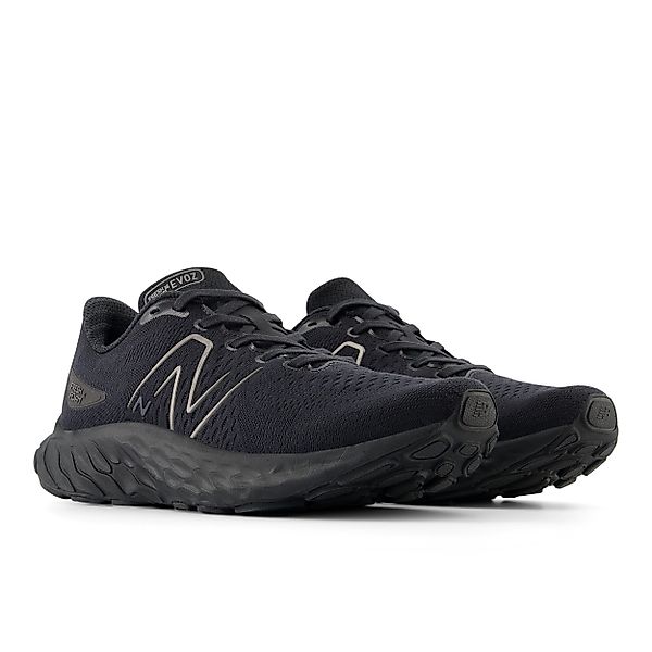 New Balance Fresh Foam X EVOZ günstig online kaufen