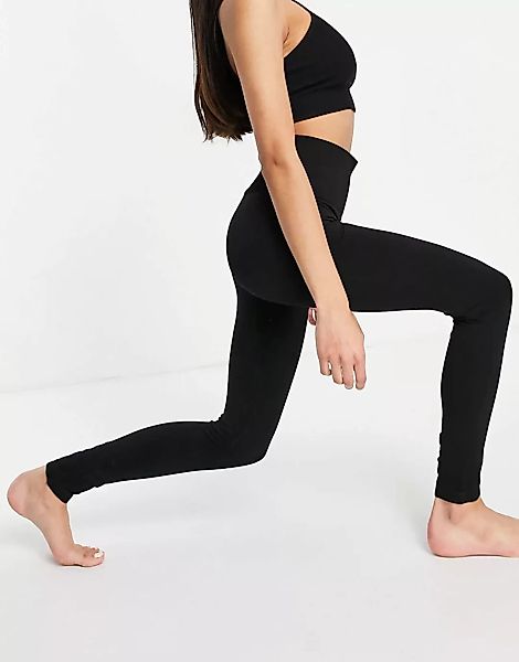 & Other Stories – Nahtlose Yoga-Leggings aus recycelten Materialien in Schw günstig online kaufen