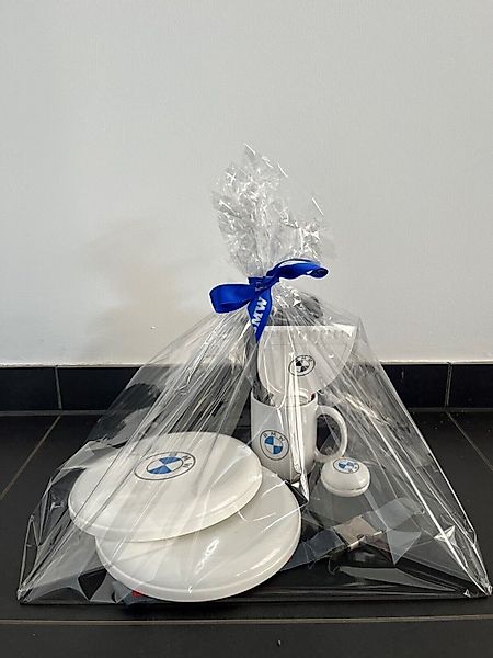 BMW Baseball Cap BMW Geschenkbox aus günstig online kaufen
