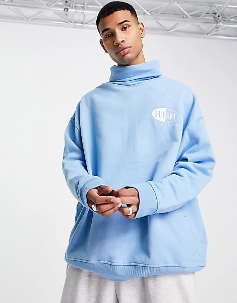 Topman – Oversize-Sweatshirt in Blau mit Rollkragen und „Future“-Print, Kom günstig online kaufen