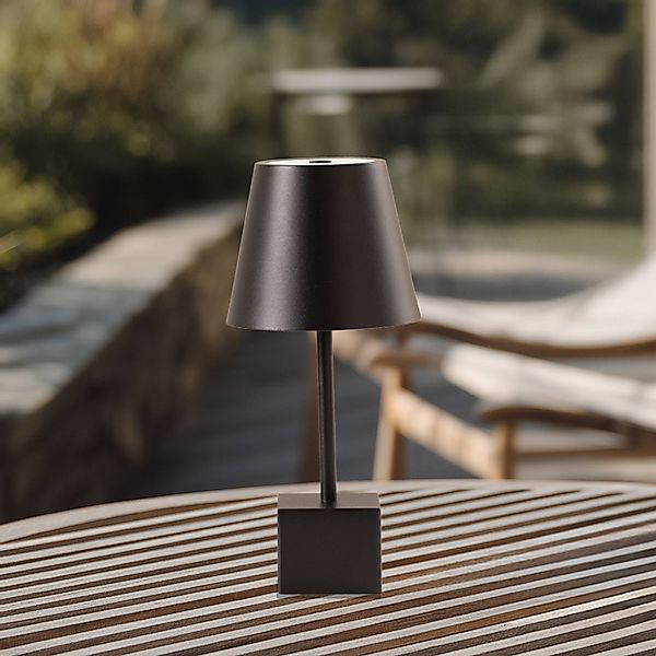 Lindby LED-Akkutischleuchte Janea CUBE, schwarz, Metall günstig online kaufen