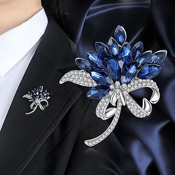 MayTree Brosche "Blumenstrauß", mit Strass-Steinen blau günstig online kaufen