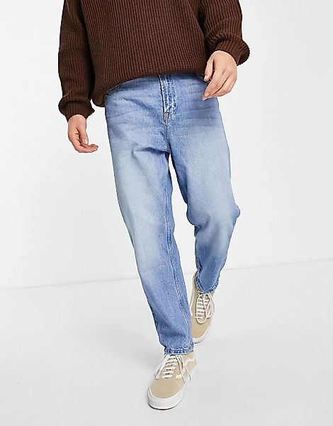 Bershka – Jeans mit weitem Schnitt in Blau günstig online kaufen