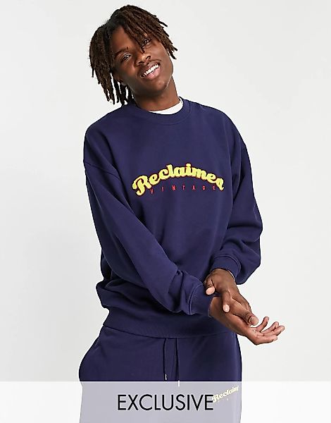Reclaimed Vintage Inspired – Oversize-Sweatshirt in Marineblau mit Logo, Ko günstig online kaufen