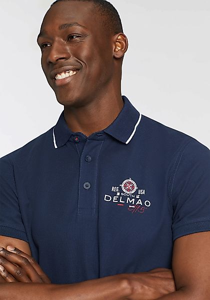 DELMAO Poloshirt mit Brustprint günstig online kaufen