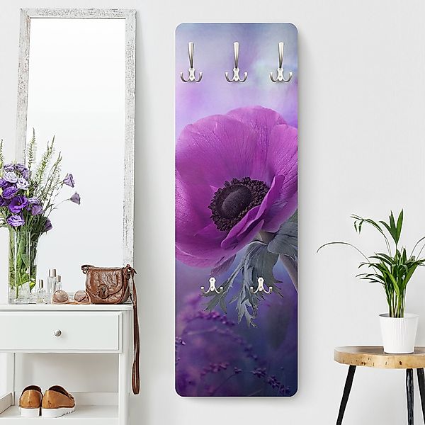 Wandgarderobe Holzpaneel Anemonenblüte in Violett günstig online kaufen