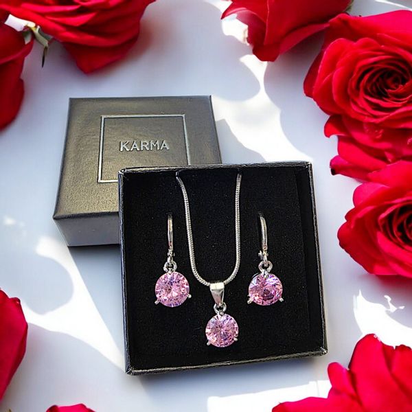 KARMA Schmuckset Damen Schmuckset mit funkelnden günstig online kaufen