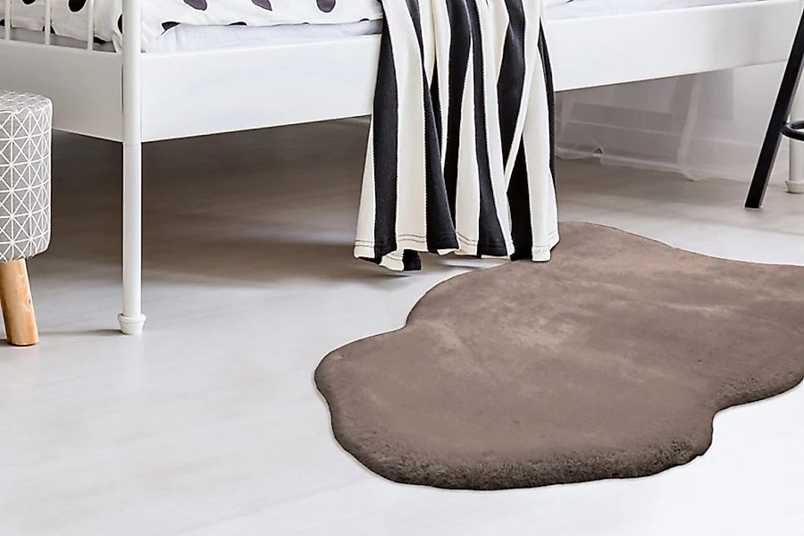 Padiro Fellteppich "Rabbit Light Sheepskin 825" fellförmig 23 mm Höhe weich günstig online kaufen