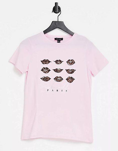 New Look – T-Shirt in Rosa mit Paris-Schriftzug und Lippenprint günstig online kaufen