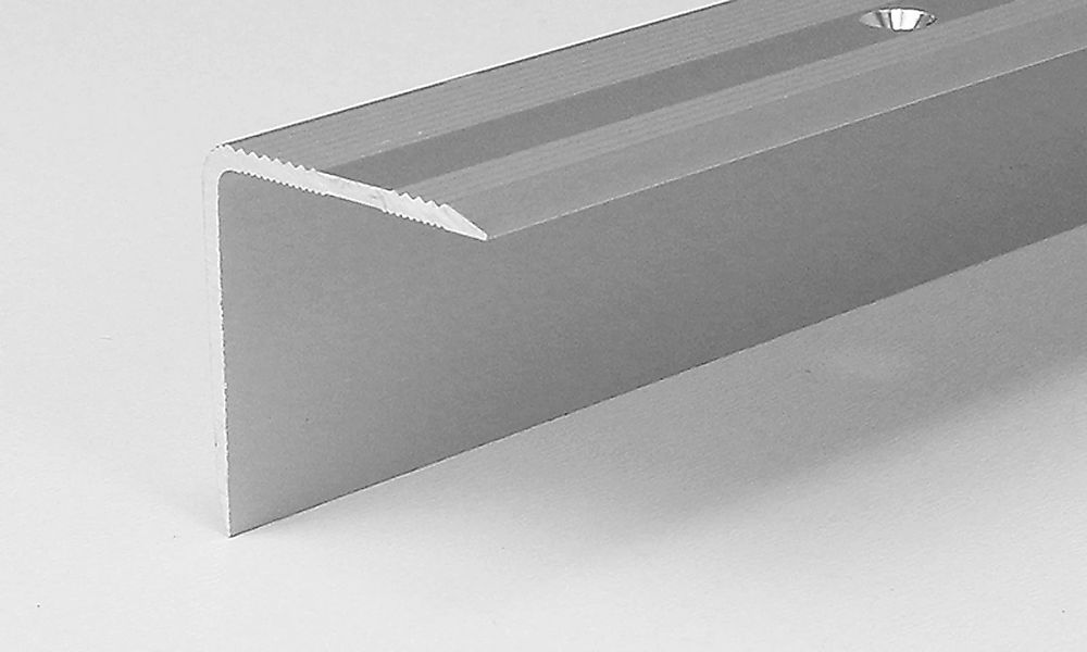 Treppenkante / Treppenprofil "Genua", Treppenwinkel Profil mit 30 mm Breite günstig online kaufen