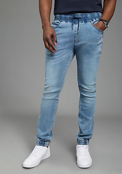 DELMAO Jogg Pants gerade geschnittenes Bein, mit Gummizug am Bund und Beina günstig online kaufen