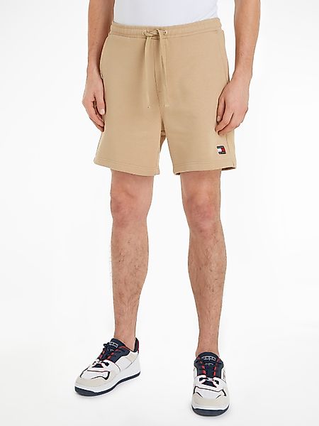 Tommy Jeans Sweatshorts "TJM BADGE BEACH SHORT", mit Logopatch günstig online kaufen