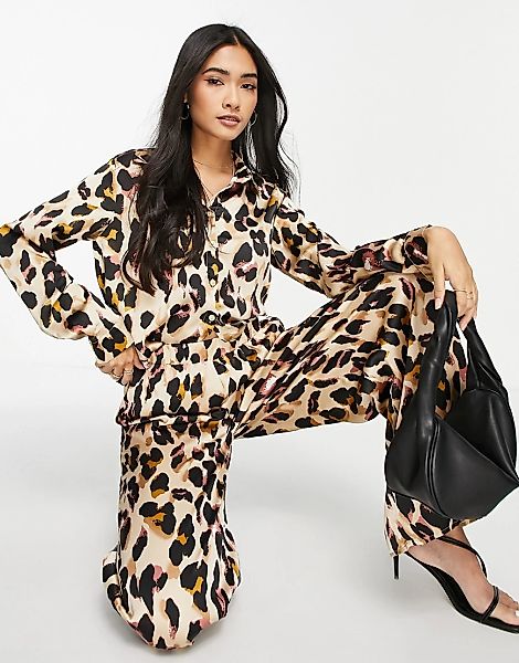 Urban Threads – Satin-Hose mit weitem Bein und Leopardenmuster-Mehrfarbig günstig online kaufen