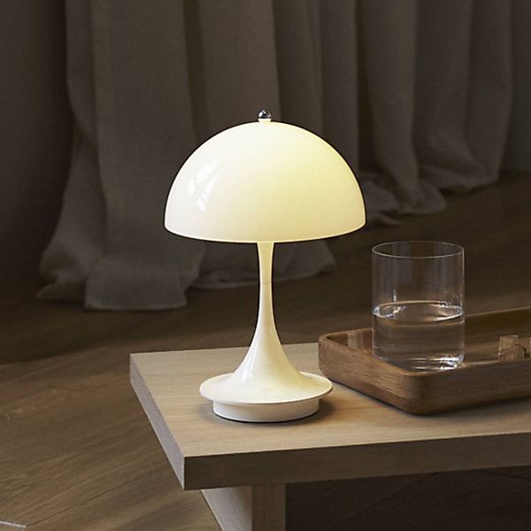 Louis Poulsen Panthella Portable 160 V3, opal beige günstig online kaufen