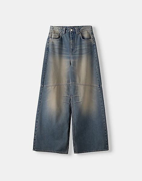Bershka Jeans Im Super-Baggy-Fit Mit Stickerei Bskteen 32 Ausgewaschenes Bl günstig online kaufen