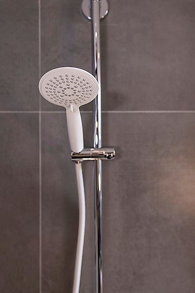 WENKO Brauseschlauch "Design" 175 cm, ganz in weiß günstig online kaufen