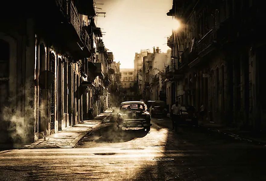 Papermoon Fototapete »Photo-Art BARIS AKPINAR, MYSTISCHER MORGEN IN HAVANNA günstig online kaufen