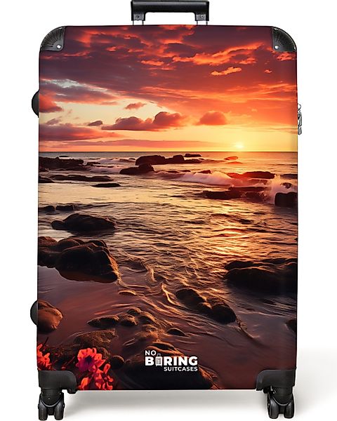 NoBoringSuitcases.com© Hartschalen-Trolley Felsiger Strand bei Sonnenunterg günstig online kaufen