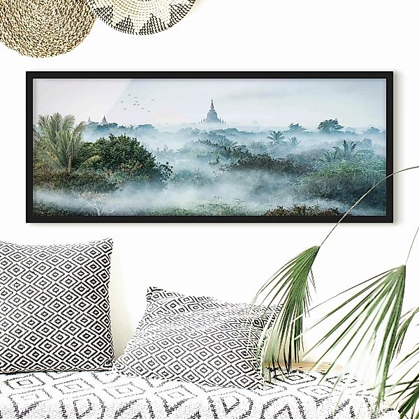 Bild mit Rahmen Morgennebel über dem Dschungel von Bagan günstig online kaufen