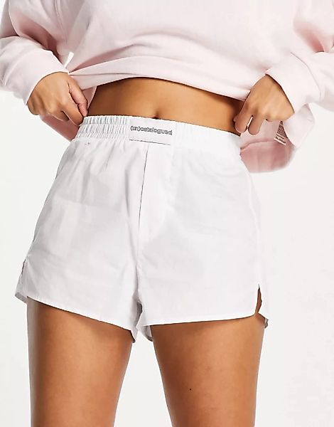 Pull&Bear – Popeline-Shorts zum Überziehen in Weiß günstig online kaufen