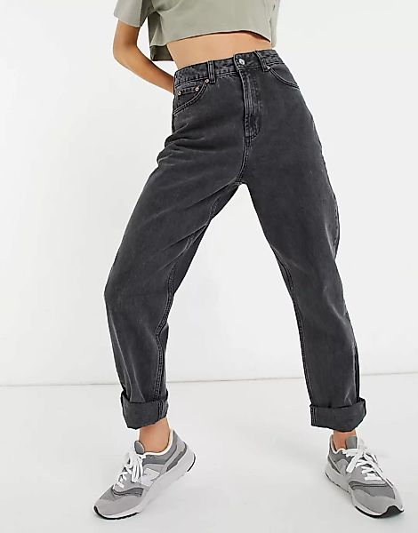ASOS DESIGN – Slouchy – Locker sitzende Mom-Jeans in verwaschenem Schwarz günstig online kaufen