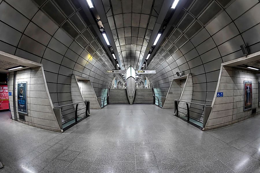 Papermoon Fototapete "Bahn Station" günstig online kaufen