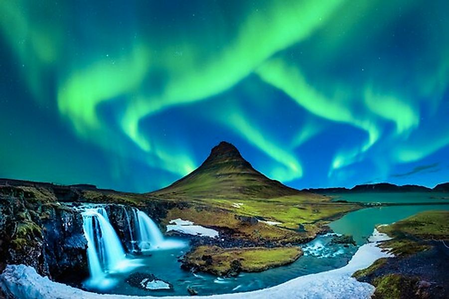 Papermoon Fototapete »KIRKJUFELL-NORDLICHT ISLAND GEBIRGE WASSERFALL FLUSS« günstig online kaufen