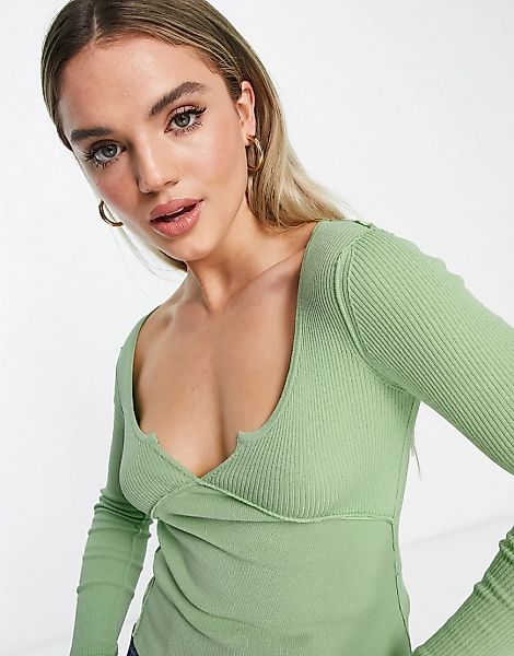 ASOS DESIGN – Pullover in Limettengrün mit eingekerbtem Ausschnitt und Zier günstig online kaufen