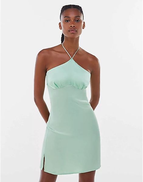 Bershka – Neckholder-Minikleid aus Satin in Grün günstig online kaufen
