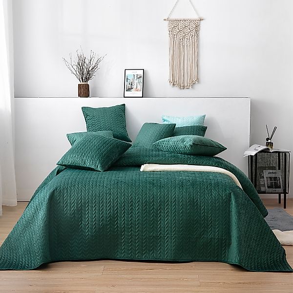 Tagesdecke Silky Chic 220x240 cm deep green, 220 x 240 cm günstig online kaufen