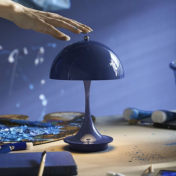 Louis Poulsen Panthella Portable 160 V3, opaque indigoblau günstig online kaufen