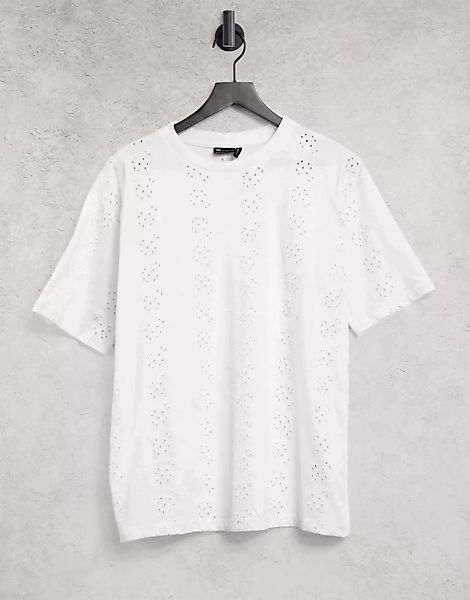 ASOS DESIGN – Oversized-T-Shirt mit durchgehendem Stickmuster-Weiß günstig online kaufen