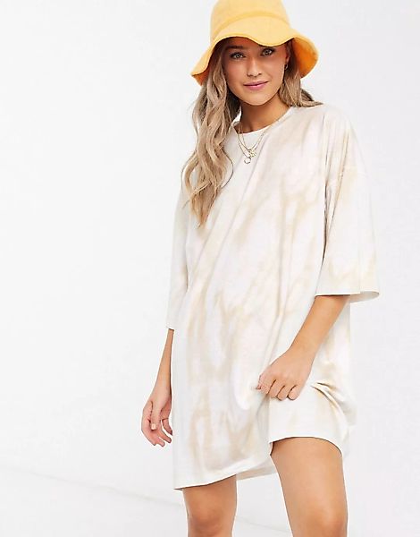 ASOS DESIGN – Oversize-T-Shirt-Kleid mit Batikmuster in Creme-Weiß günstig online kaufen