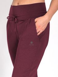 Magadi Yogahose Susan aus weichem Naturmaterial günstig online kaufen