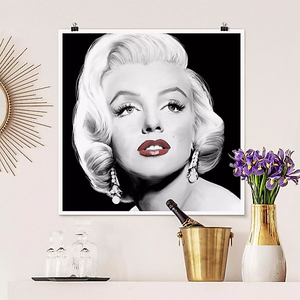 Poster Schwarz-Weiß - Quadrat Marilyn mit Ohrschmuck günstig online kaufen