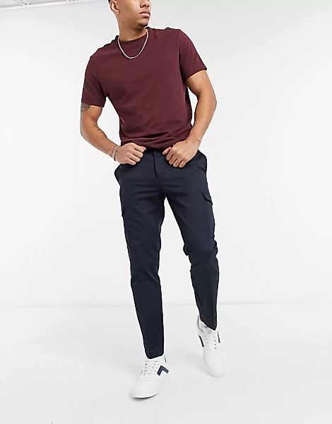 Burton Menswear – Elegante Hose in Marine mit Cargo-Taschen-Marineblau günstig online kaufen