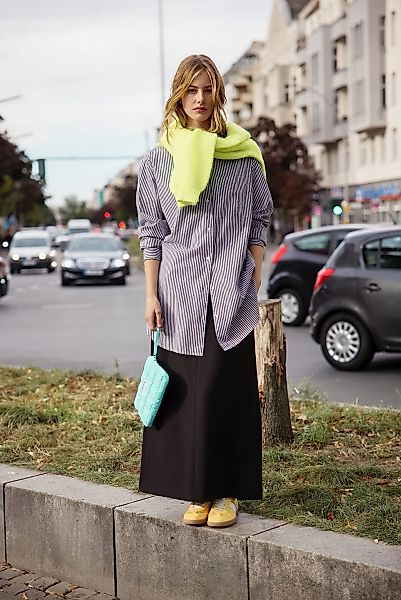 SENSES.THE LABEL Langarmbluse mit Rückenpasse günstig online kaufen