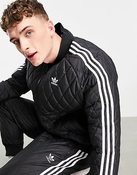 adidas Originals – adicolor – Gesteppte Trainingsjacke in Schwarz mit drei günstig online kaufen