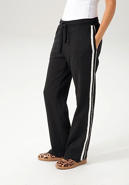 Aniston CASUAL Schlupfhose, mit Spitzenband und Piping verzierte Seitennäht günstig online kaufen