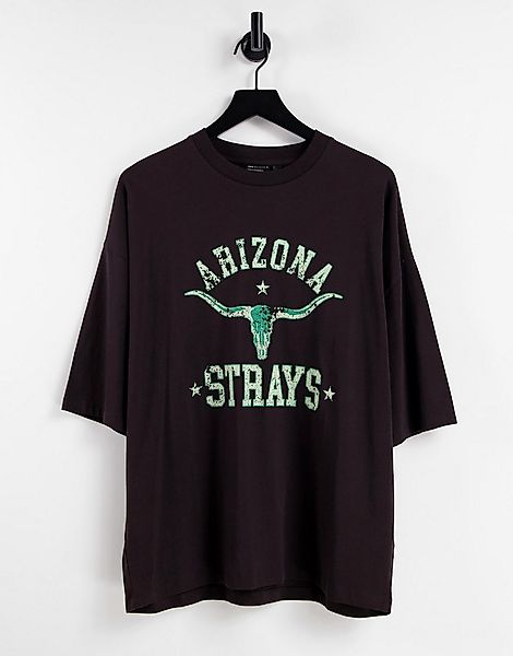 ASOS DESIGN – Oversize-T-Shirt aus Bio-Baumwollmix in Braun mit Collegeprin günstig online kaufen