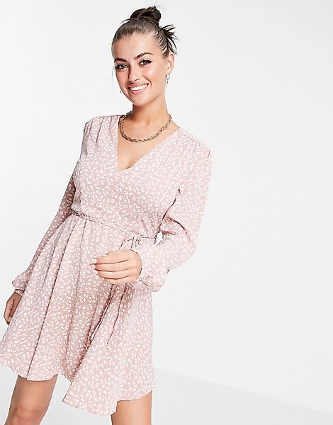 Glamorous – Ausgestelltes Kleid mit Taillenband und Blümchenmuster in Rosa günstig online kaufen