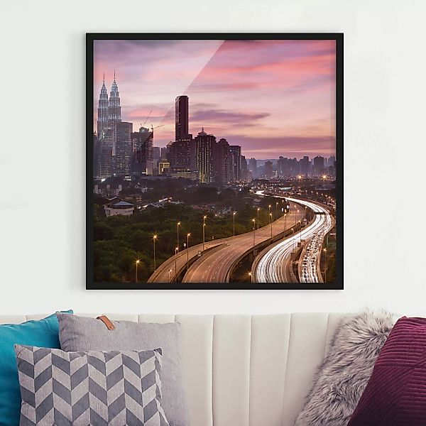 Bild mit Rahmen Architektur & Skyline - Quadrat Kuala Lumpur günstig online kaufen