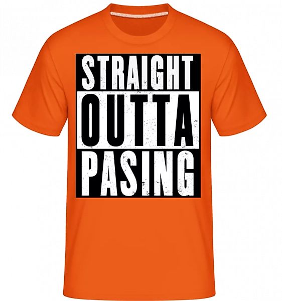 Straight Outta Pasing · Shirtinator Männer T-Shirt günstig online kaufen