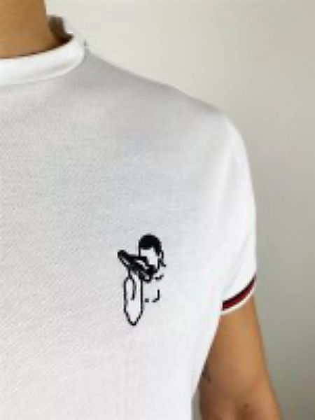 Master of the House T-Shirt 'Sniff' günstig online kaufen