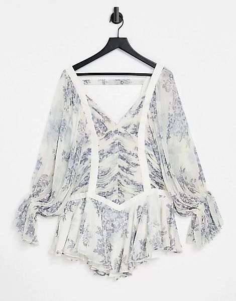 ASOS DESIGN – Gerafftes Minikleid mit PU-Zierband und Blumenmuster-Mehrfarb günstig online kaufen
