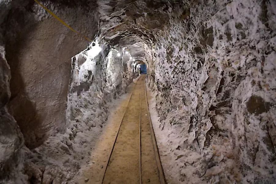 Papermoon Fototapete »Tunnel« günstig online kaufen