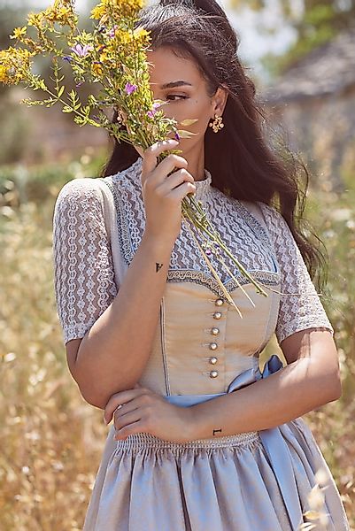 Dirndlbluse Tartufo günstig online kaufen