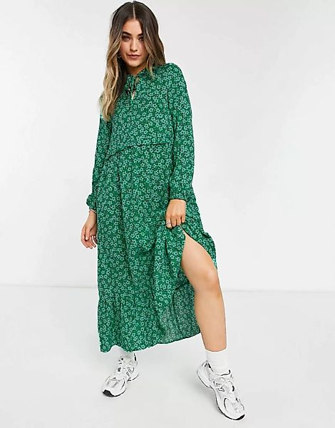 New Look – Geblümtes Midi-Hängerkleid in Grün mit Bindeausschnitt günstig online kaufen